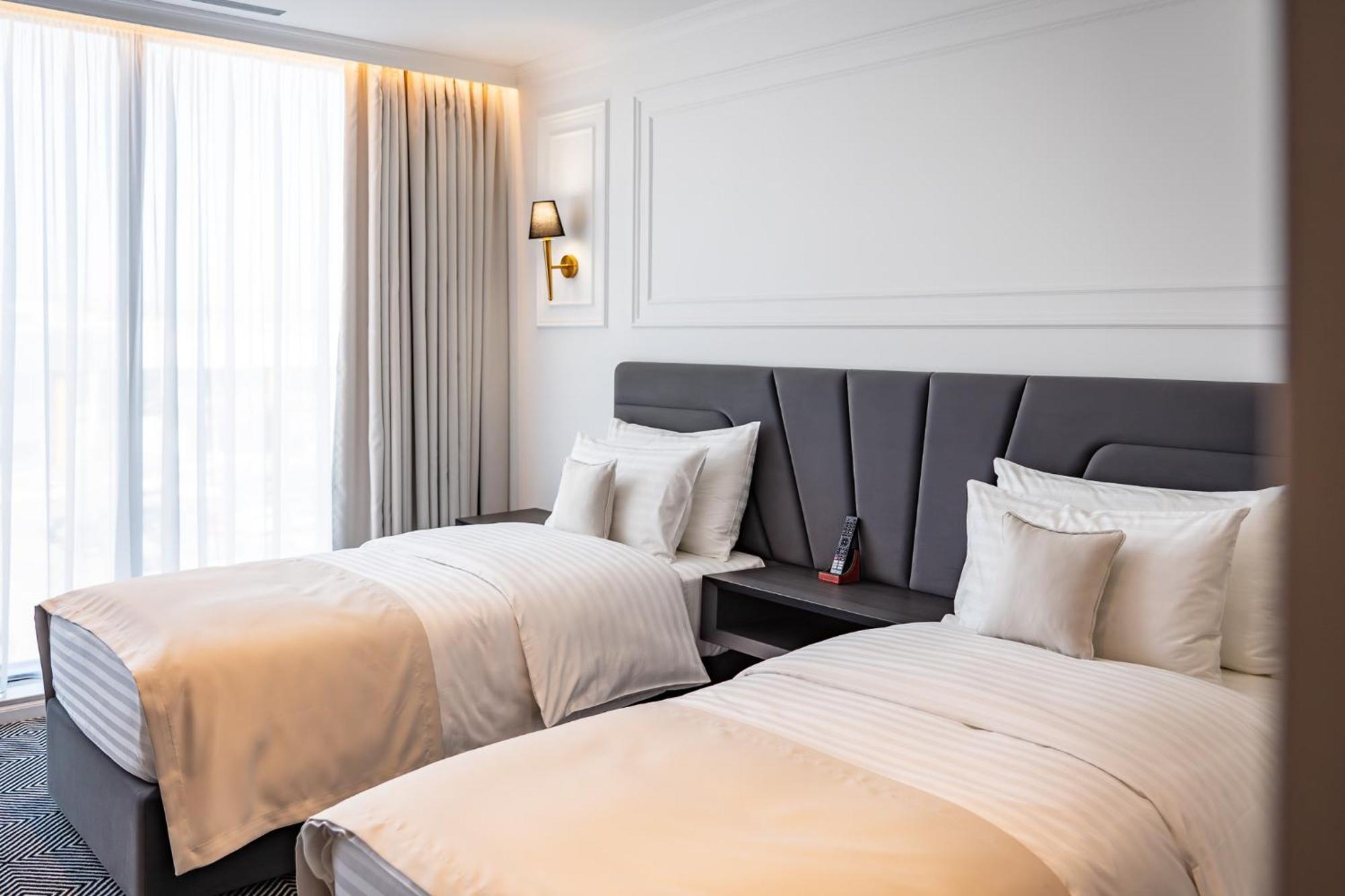 Sky Airport Hotel Kluż-Napoka Zewnętrze zdjęcie