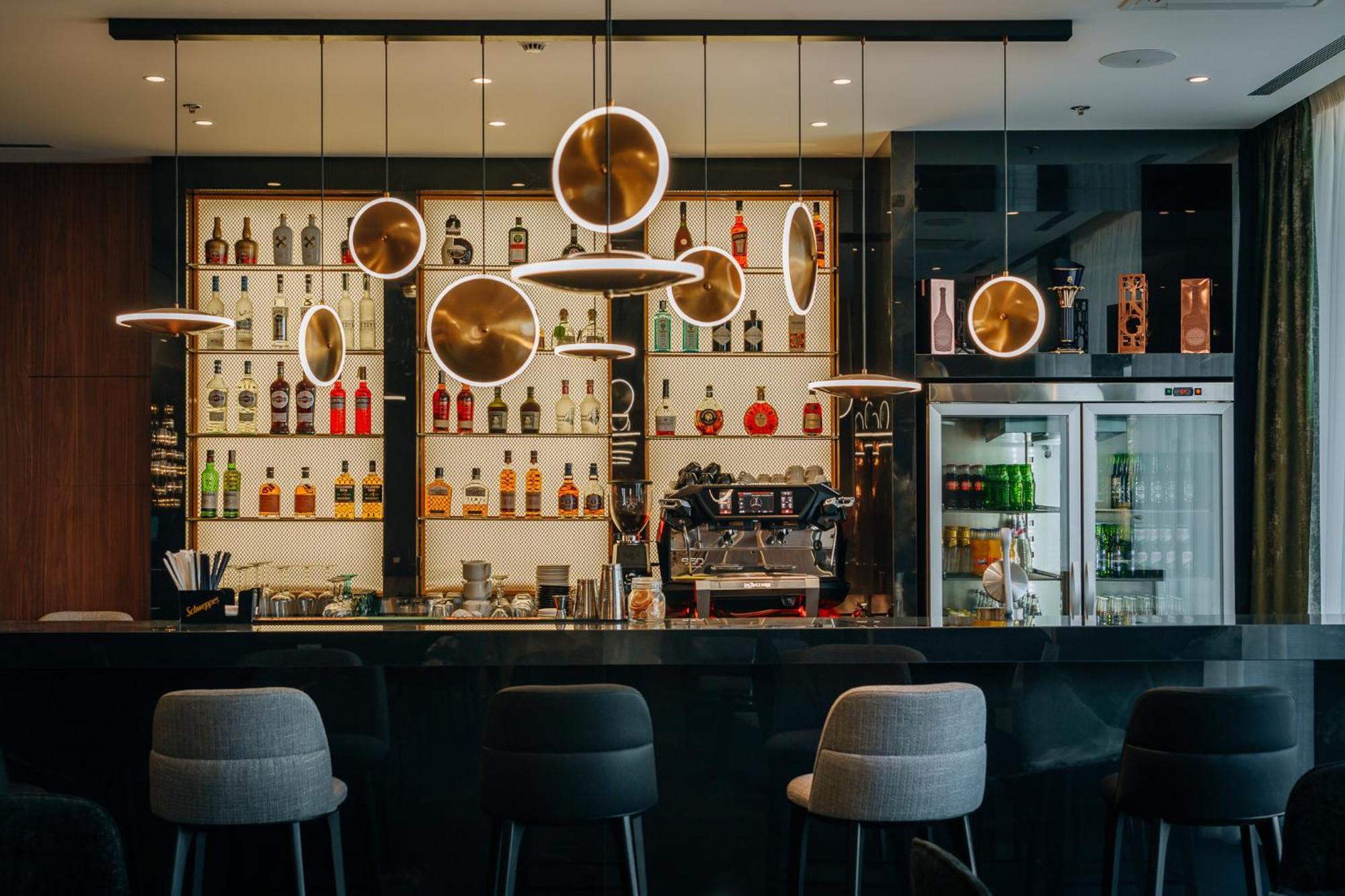 Sky Airport Hotel Kluż-Napoka Zewnętrze zdjęcie