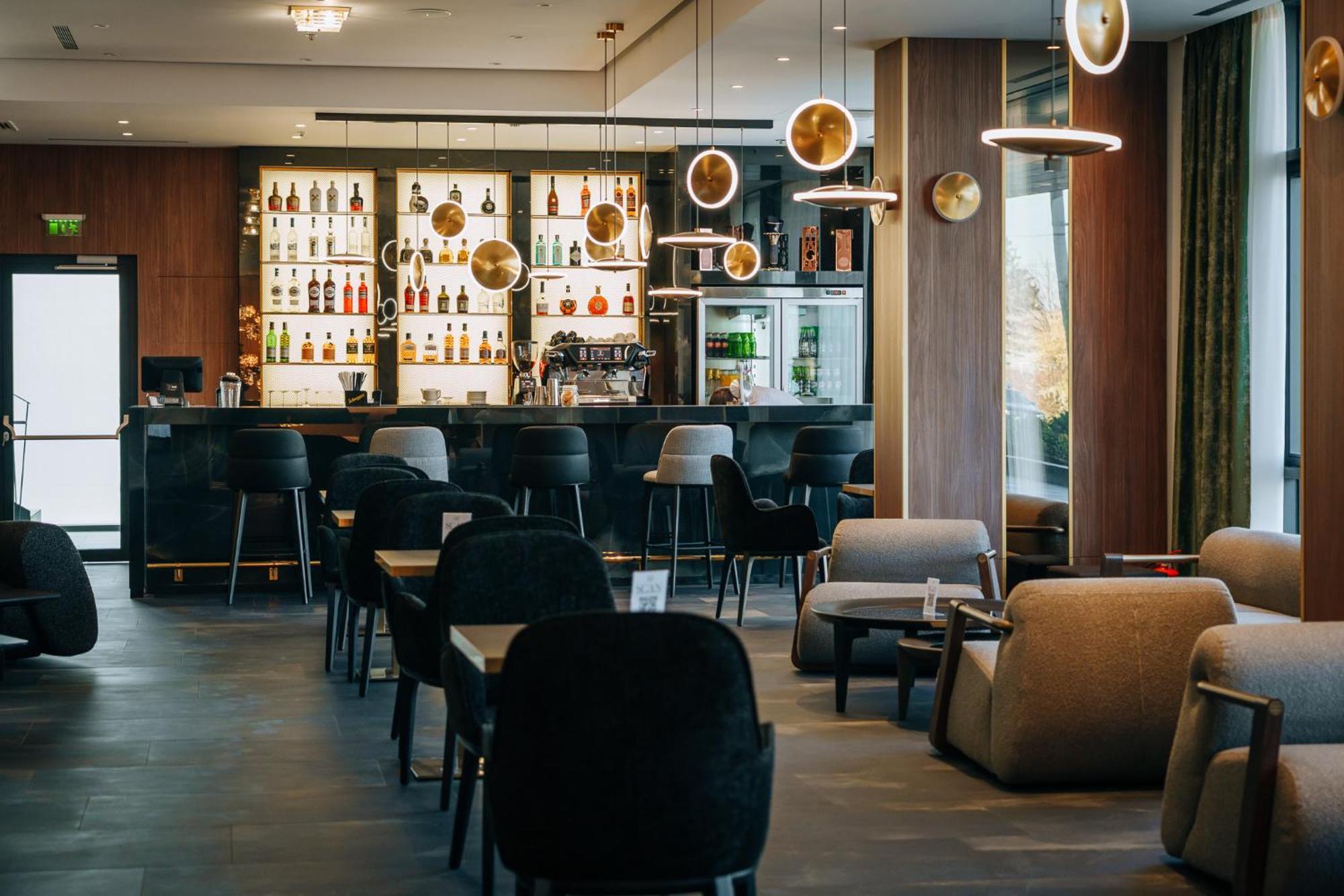 Sky Airport Hotel Kluż-Napoka Zewnętrze zdjęcie