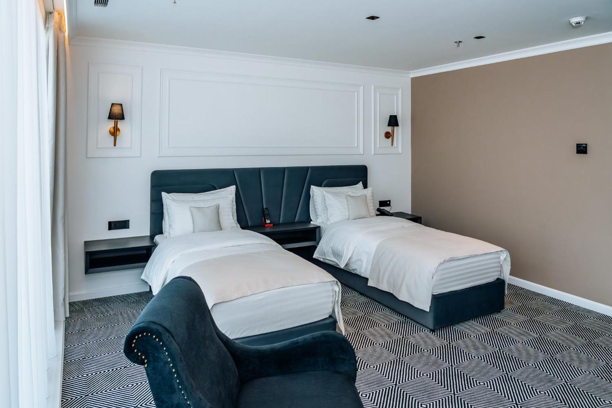 Sky Airport Hotel Kluż-Napoka Zewnętrze zdjęcie